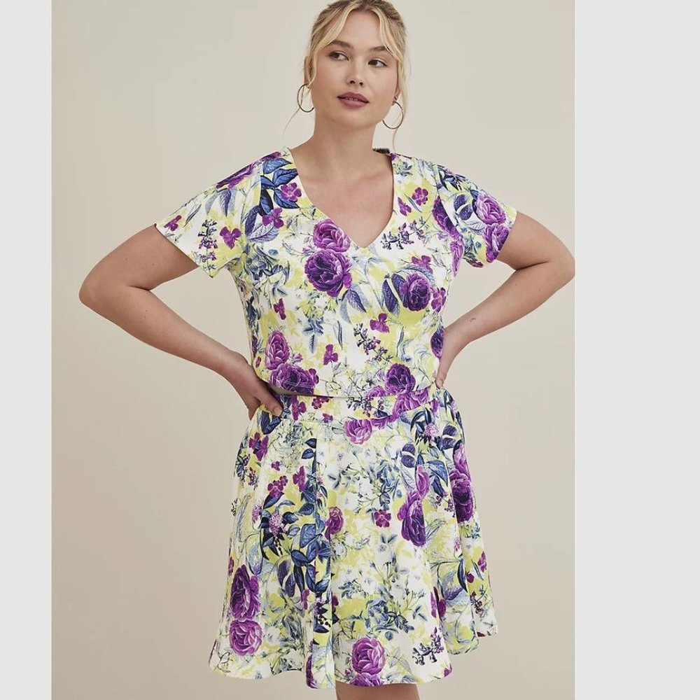 Torrid Size 4X 26 Skater Mini Dress Set - Floral White